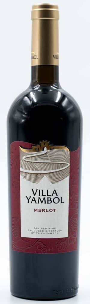 Láhev Villa Yambol Merlot – elegantní bulharské červené víno s rubínovým odstínem.